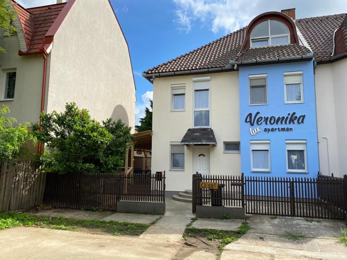 Veronika Lux Apartman Hajdúszoboszló Eksteriør bilde